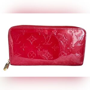 Vintage Louis Vuitton Rouge Vernis Zippy Wallet